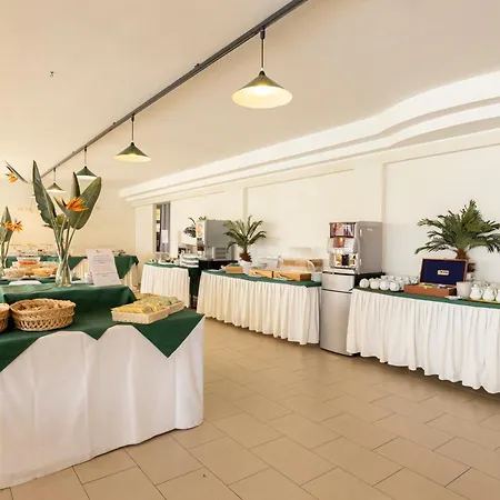Isola Hotel