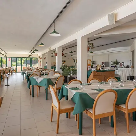 Hotel Isola