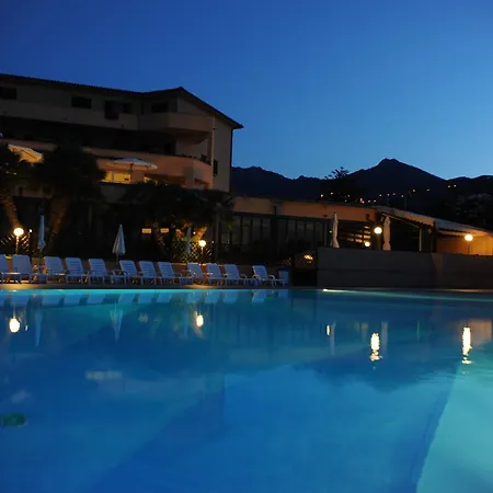 Hotel Isola