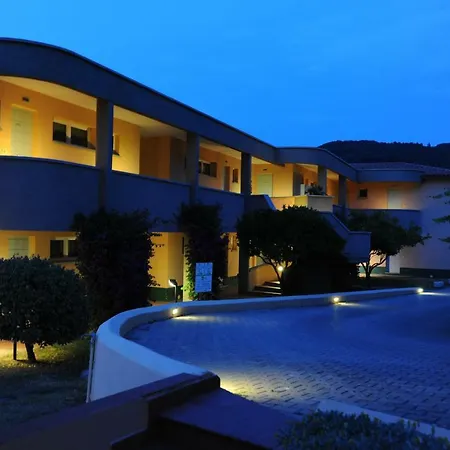 Hotel Isola